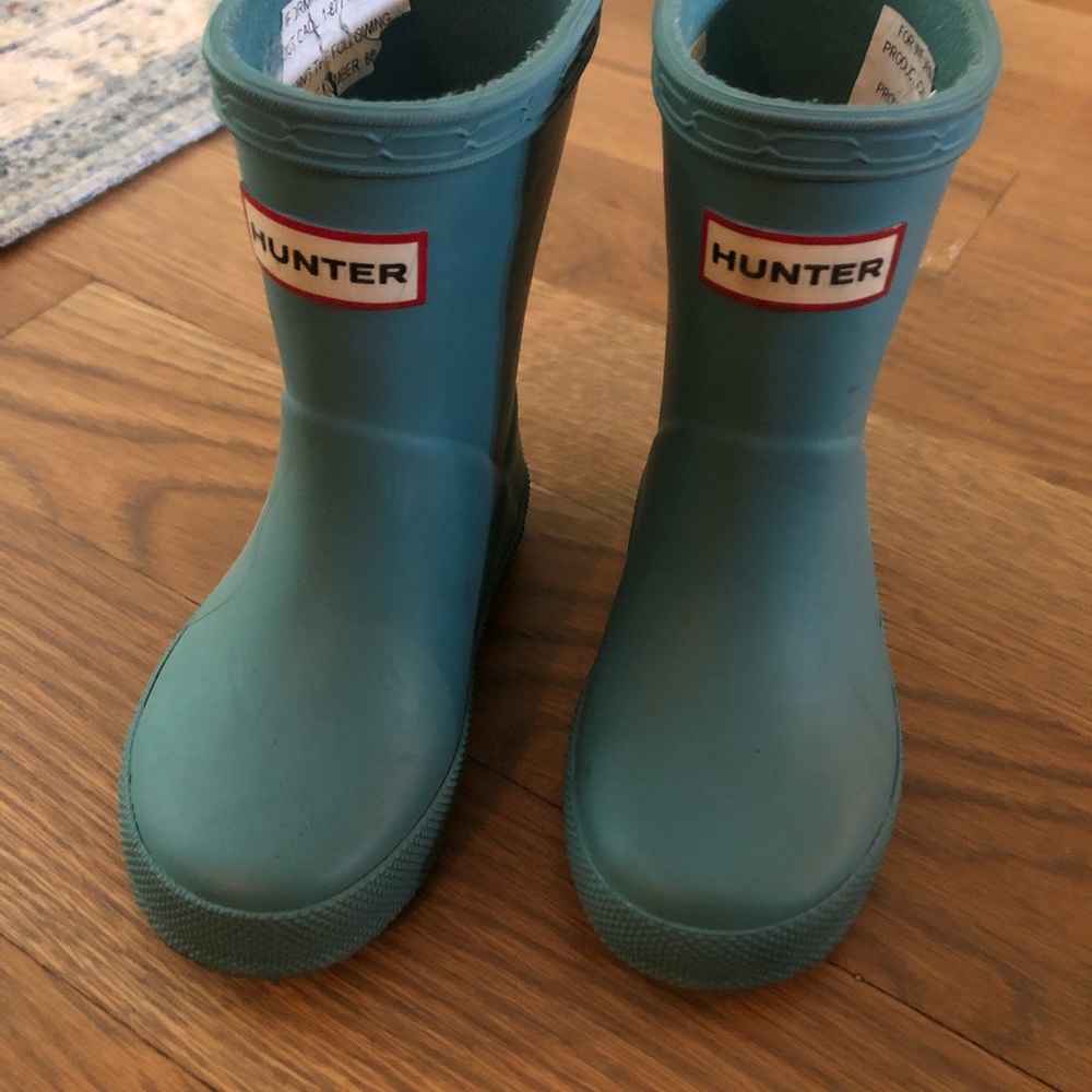 COPY - COPY - COPY - Toddler hunter boots like new